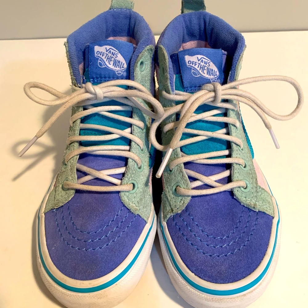 Girl VANS Hightop Lilac sz 13 Shoe